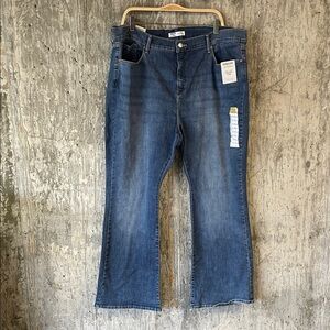 SIGNATURE BY LEVI'S STRAUSS Women's Totally High-Rise Flare Jeans Size 22S 36X30